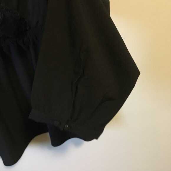 Torrid Lacy V-Neck Gothic Babydoll Blouse - Picture 8 of 16